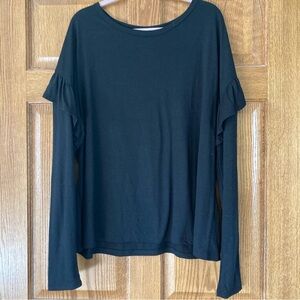 5/$15 Time and Tru Black LS Shirt with Ruffle on Sleeve Shoulders 3X (22)